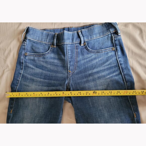 True Religion Medium Wash Pull-on Jeggings - Picture 10 of 14